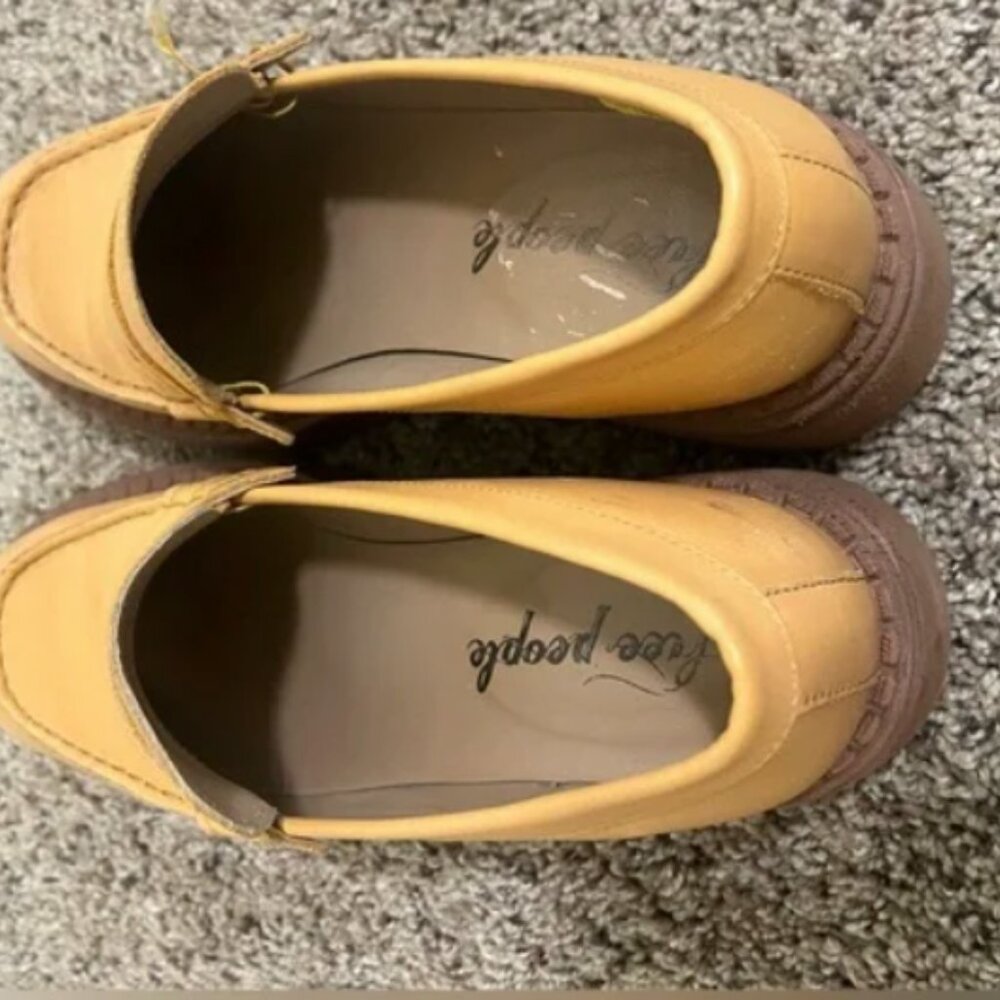 Free People Lyra Lug Sole Loafers Caramel Brown Size 38.5 - fits more like 8.5 - Picture 7 of 11